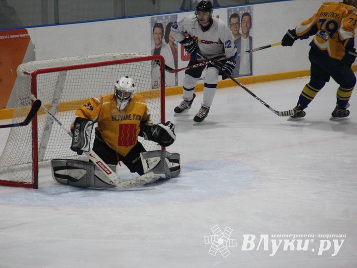 Определилась команда, которая будет представлять город на Кубке области по хоккею (ФОТО)
