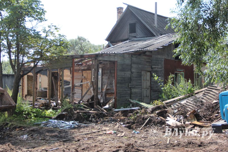 Здесь будет въезд на путепровод (ФОТО)