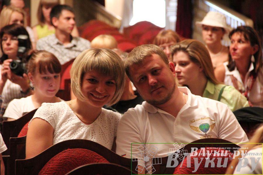 Церемония закрытия 18-й Международной встречи воздухоплавателей в Великих Луках, торжественное награждение