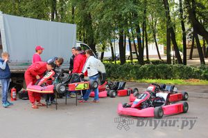 ​Великолучанин Николай Маркевич стал серебряным призером чемпионата г. Великие Луки по картингу (фото)