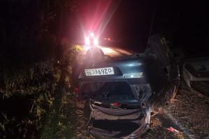 Уходивший от погони житель Великолукского района перевернулся в кювете (ФОТО)