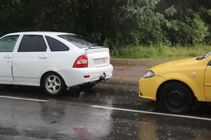 В ДТП на Новоселенинской столкнулись три автомобиля (ФОТО)