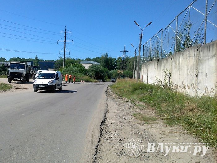 Ремонт дороги продолжается (ФОТО)