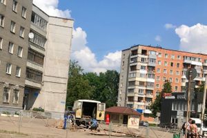 На Гагарина ликвидируют прорыв в теплосетях (ФОТО)