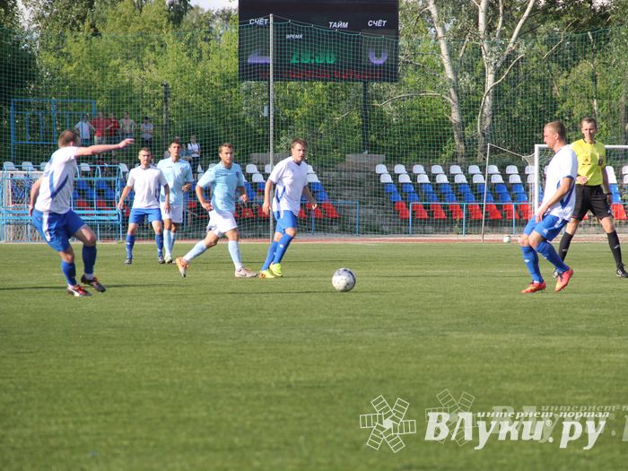 В Великих Луках состоялся матч Первенства СЗФО по футболу между командами «Луки-Энергия» и «Химик»