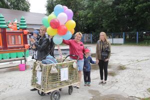 «Парад детских колясок» в День семьи, любви и верности (ФОТО)