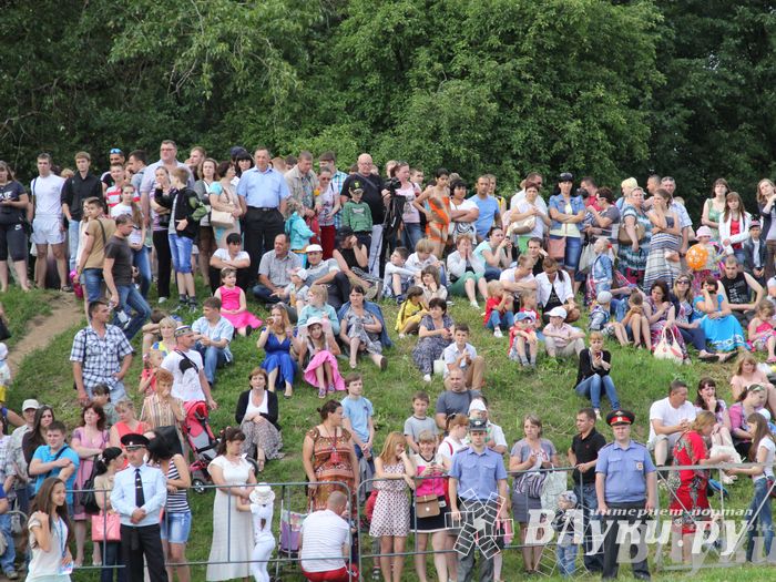 Открытие 19-й Международной встречи воздухоплавателей в Великих Луках