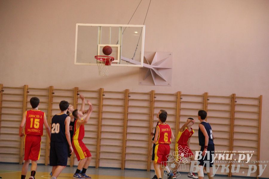 В Великих Луках прошли финальные соревнования VI-ой областной Спартакиады