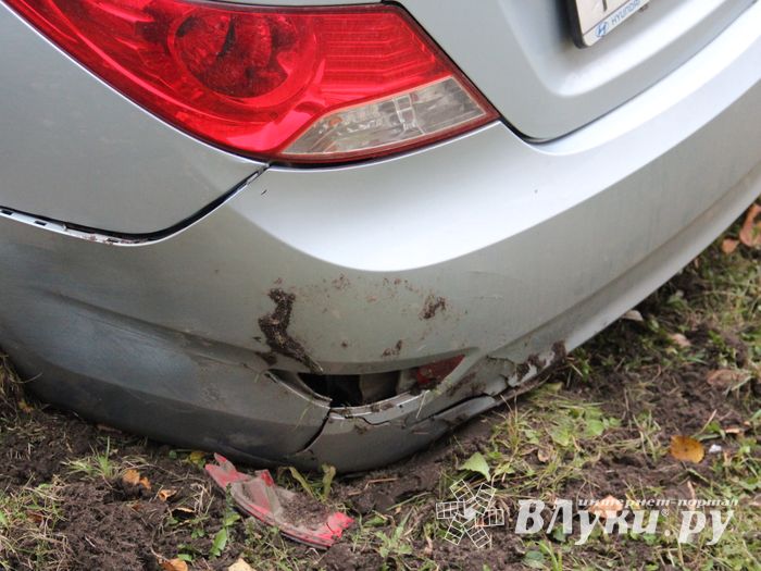 На пр. Гагарина автомобиль потерял колесо (ФОТО)