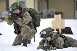 Псковские десантники испытывают новую экипировку (фото)