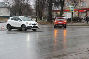 ДТП на проспекте Гагарина в Великих Луках (ФОТО)