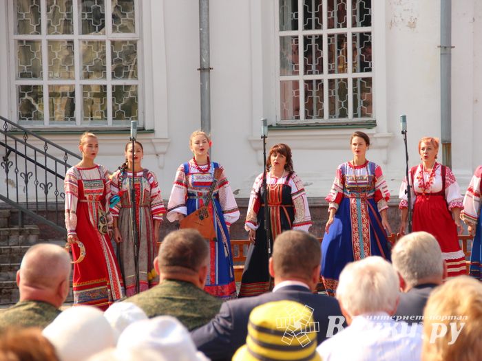 Великие Луки празднуют День города (ФОТО)