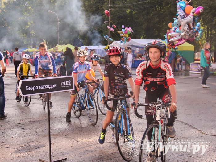 ​Tele2 поздравила великолучан с Днем рождения любимого города (фото)