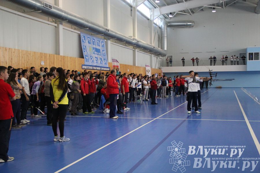 Великолучанка Александра Савенкова стала обладательницей золота на всероссийских соревнованиях по стрельбе из лука (фото)