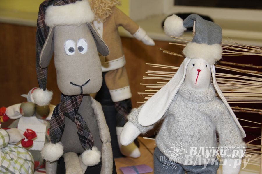 Выставка-ярмарка «Волшебный сундучок» прошла в ДК ЛК