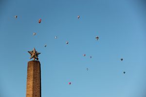 Сегодня вечером аэростаты плыли над городом (ФОТО)