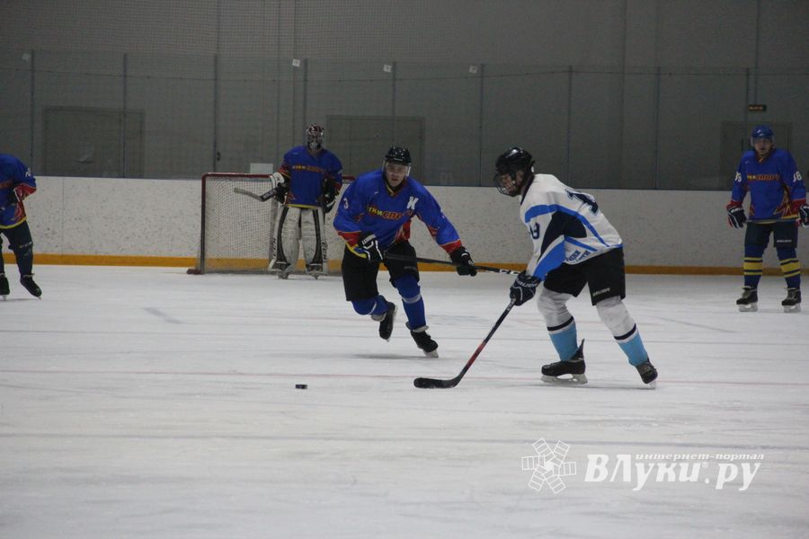 Хоккейная встреча «ЛукиСпорт» — «Барсы» состоялась в «Айсберге» (ФОТО)