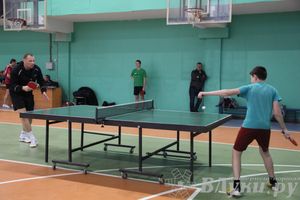 В Великих Луках прошло Первенство города по настольному теннису (фото)
