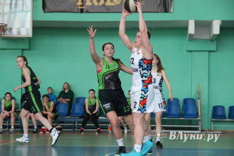 В Великих Луках прошли студенческие игры АСБ Лиги Белова (ФОТО)