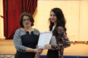 В Великих Луках наградили самых умных школьников 