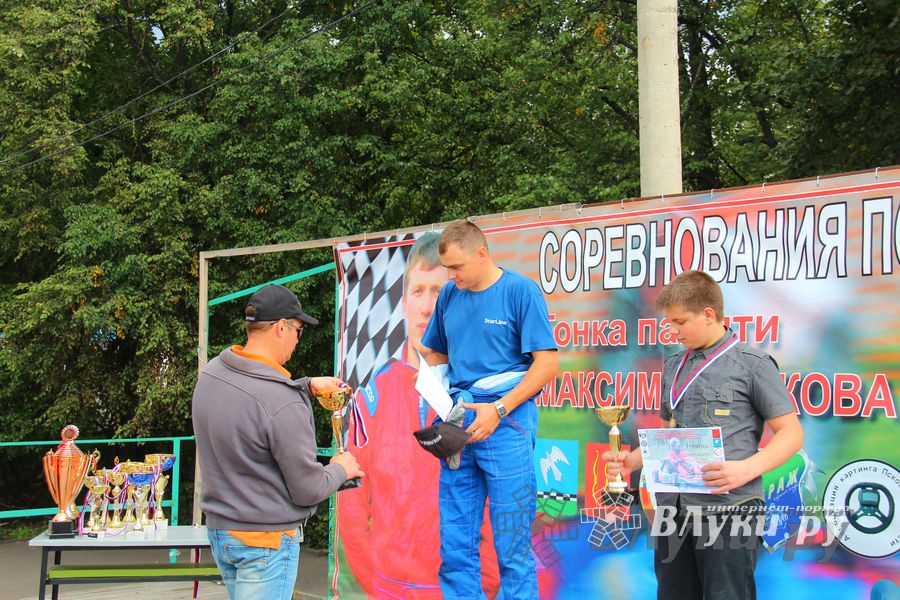 ​Великолучанин Николай Маркевич стал серебряным призером чемпионата г. Великие Луки по картингу (фото)