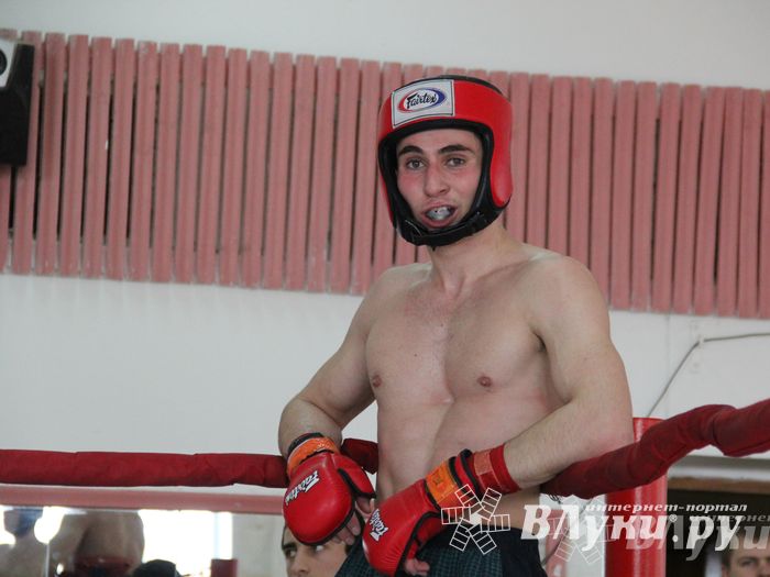 В Великих Луках прошел Чемпионат области по смешанному боевому единоборству (фото)