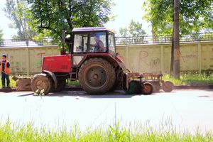 Фотофакт: пр-т Гагарина чистят