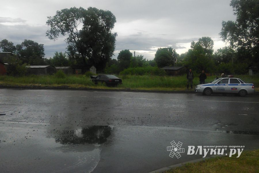 В Великих Луках произошло ДТП (ФОТО)