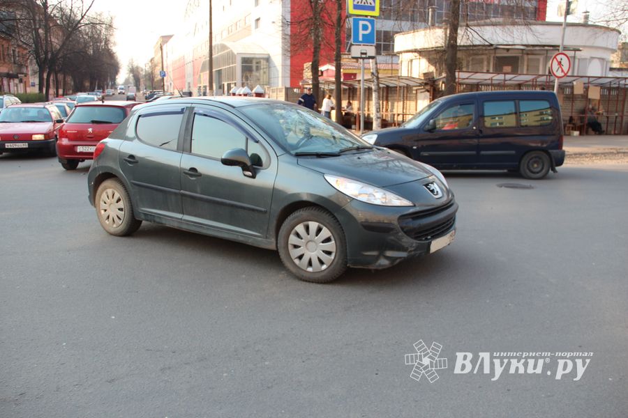 ДТП на пр. Октябрьском (ФОТО)