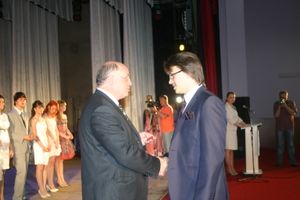 В ДК ЛК прошло награждение медалистов