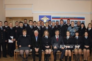 Лучших сотрудников чествовали сегодня в УМВД России по Псковской области (фото)