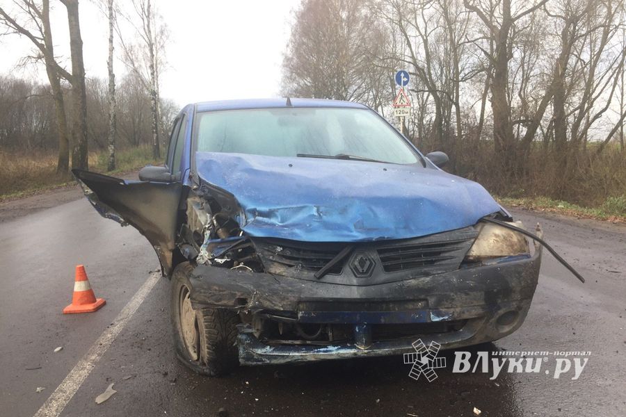 ДТП на трассе Шимск-Невель (ФОТО)