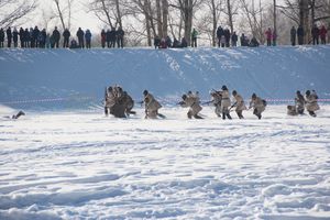 В Великих Луках реконструировали подвиг Александра Матросова (12+)(ФОТО)