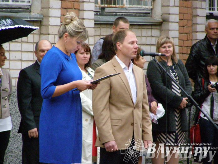 Школы города отметили 1 сентября (фото)