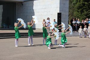 День защиты детей отметили в Великих Луках (ФОТО)