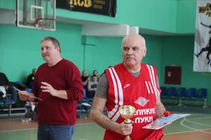 Великолучане стали победителями межрегионального турнира ветеранов баскетбола (ФОТО)