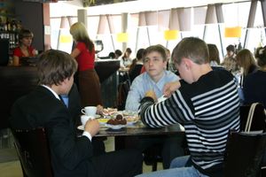 Великолукские школьники посетили "Литературное кафе"