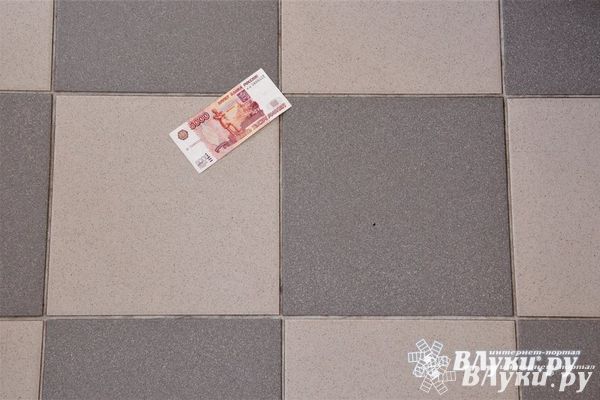 Доллар и евро подскочили до исторических максимумов