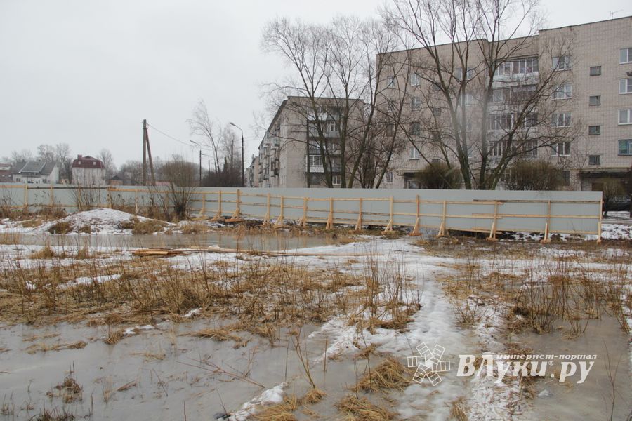  Началось строительство физкультурно-оздоровительного комплекса в Великих Луках (ФОТО)