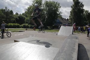 Сегодня Великие Луки отмечают День молодежи и Всероссийский олимпийский день (ФОТО)