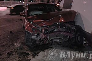 3 человека пострадали в результате ДТП в Великих Луках (ФОТО)