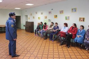 В здании службы социальной реабилитации несовершеннолетних прошла учебная эвакуация (ФОТО)