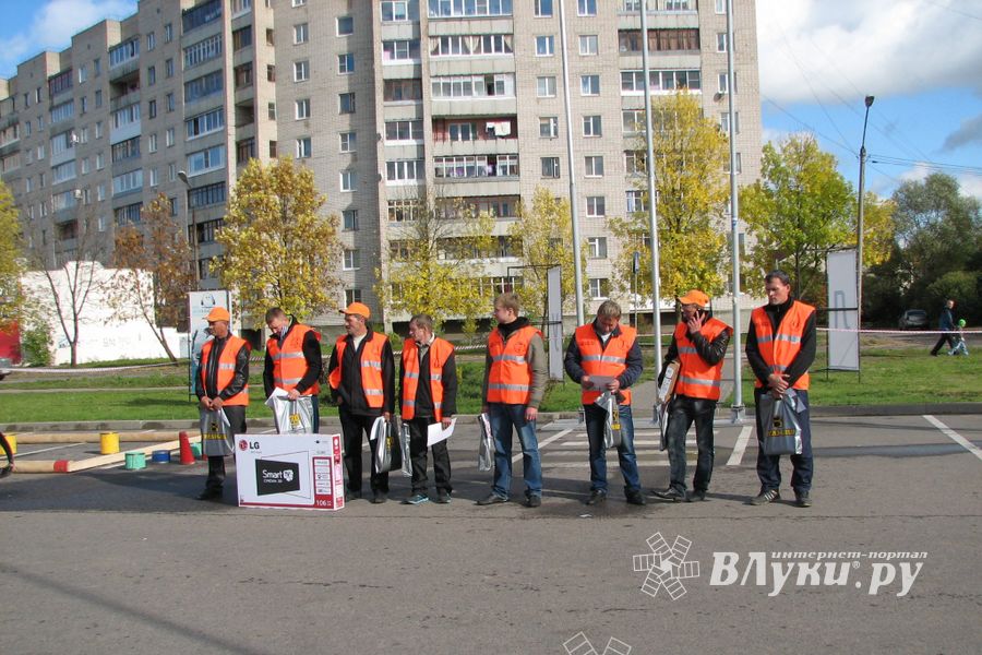 В Великих Луках определили последнего финалиста Международного конкурса «Лучший оператор гидроманипулятора-2014» (фото)