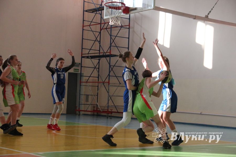 Велуколучанки стали победителями на Традиционном турнире по баскетболу (ФОТО)