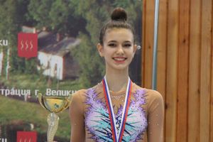 ​В Великих Луках прошли соревнования по художественной гимнастике (ФОТО)