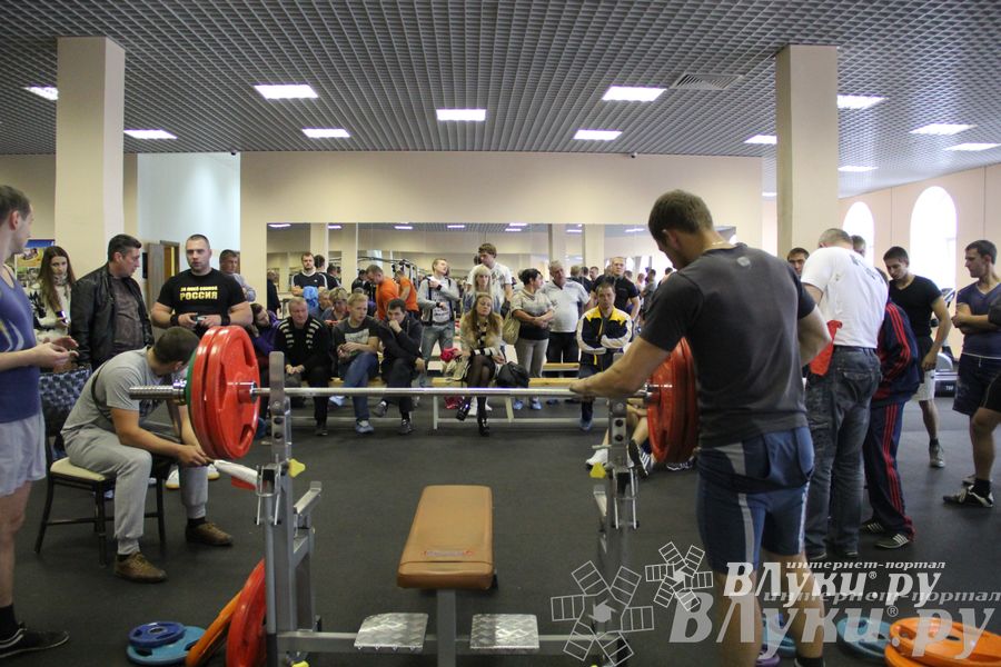 Первенство города по классическому жиму штанги и армлифтинг