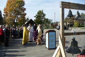 В Поречье состоялось освящение колоколов для храма в честь святой великомученицы Параскевы Пятницы (фото)