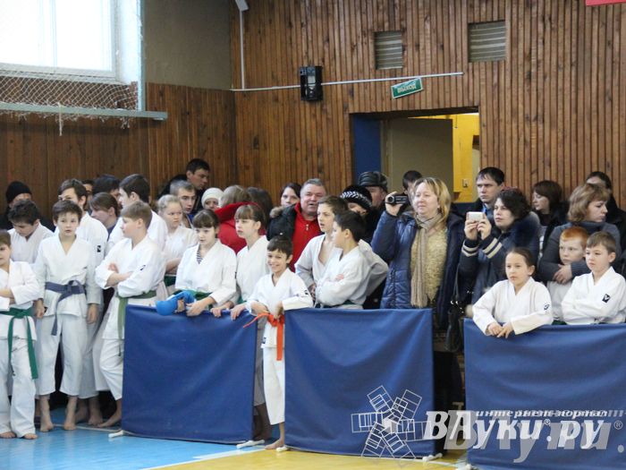 В Великих Луках прошел Открытый чемпионат Псковской области по каратэ