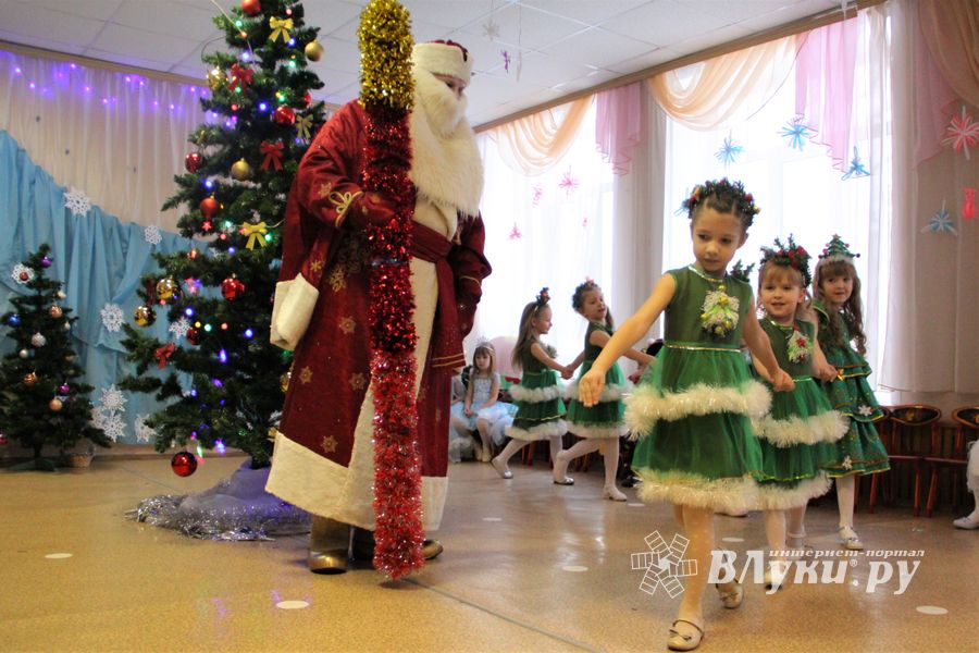 Волшебный новогодний утренник прошёл в детском саду №16 (ФОТО)