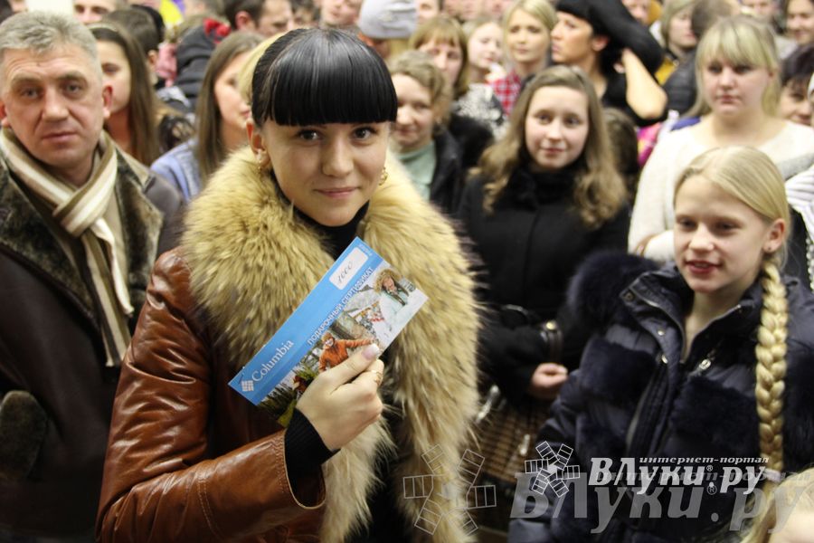 Ночь распродаж в ТЦ «Апельсин»